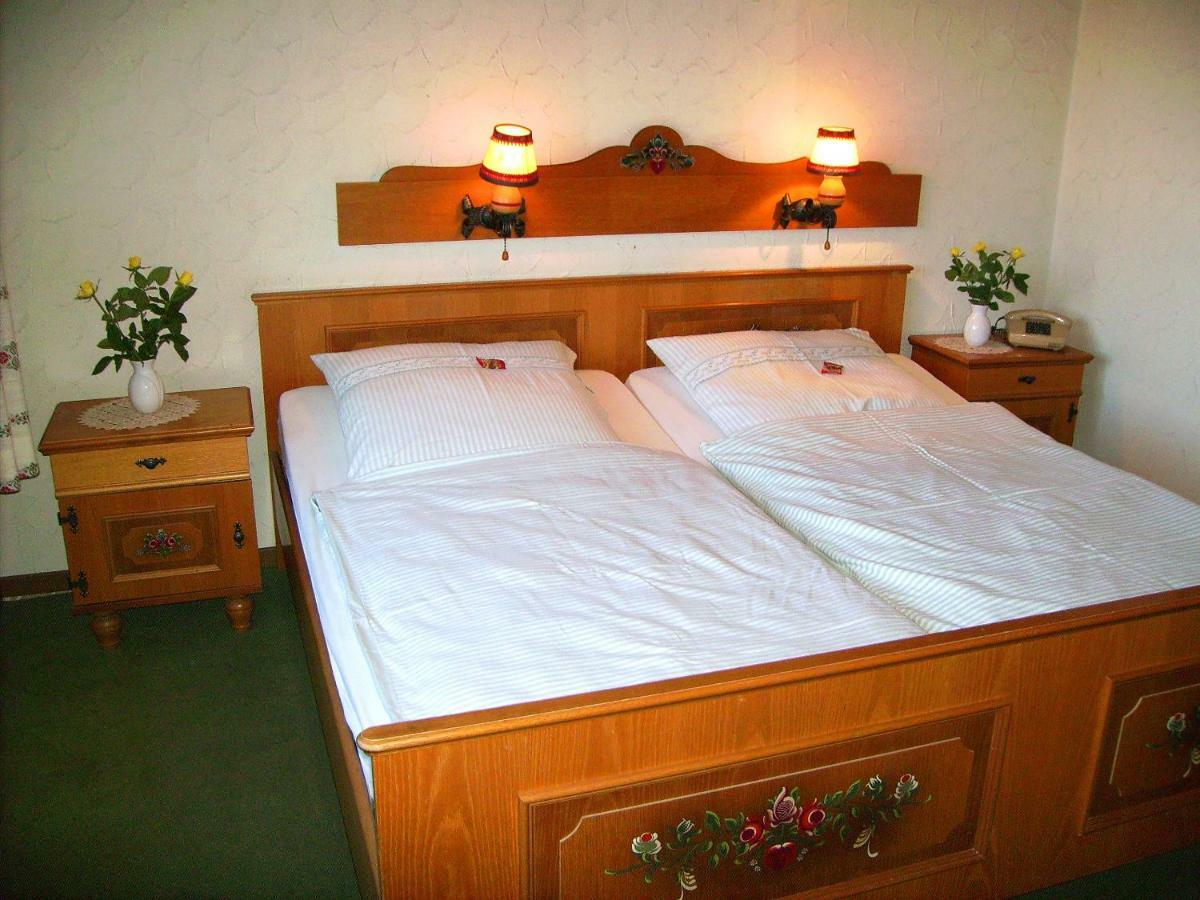 Hotel Garni Huttenhof Kall Экстерьер фото